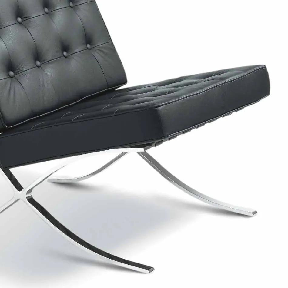 Křeslo v umělé kůže s cvoky a chromovanou konstrukcí Morella Viadurini