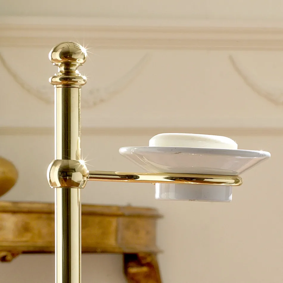 Stojan na ručník na podlahu s vintage mosaznou a keramickou miskou na mýdlo - Rouen Viadurini