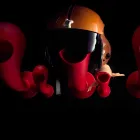 Držák na přilbu nebo barevný nástěnný věšák, 6 kusů - Crazy Head od Myyour Viadurini