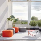 Měkký čtvercový pouf pro vnitřní i venkovní použití z látky různých barev - Naemi Viadurini