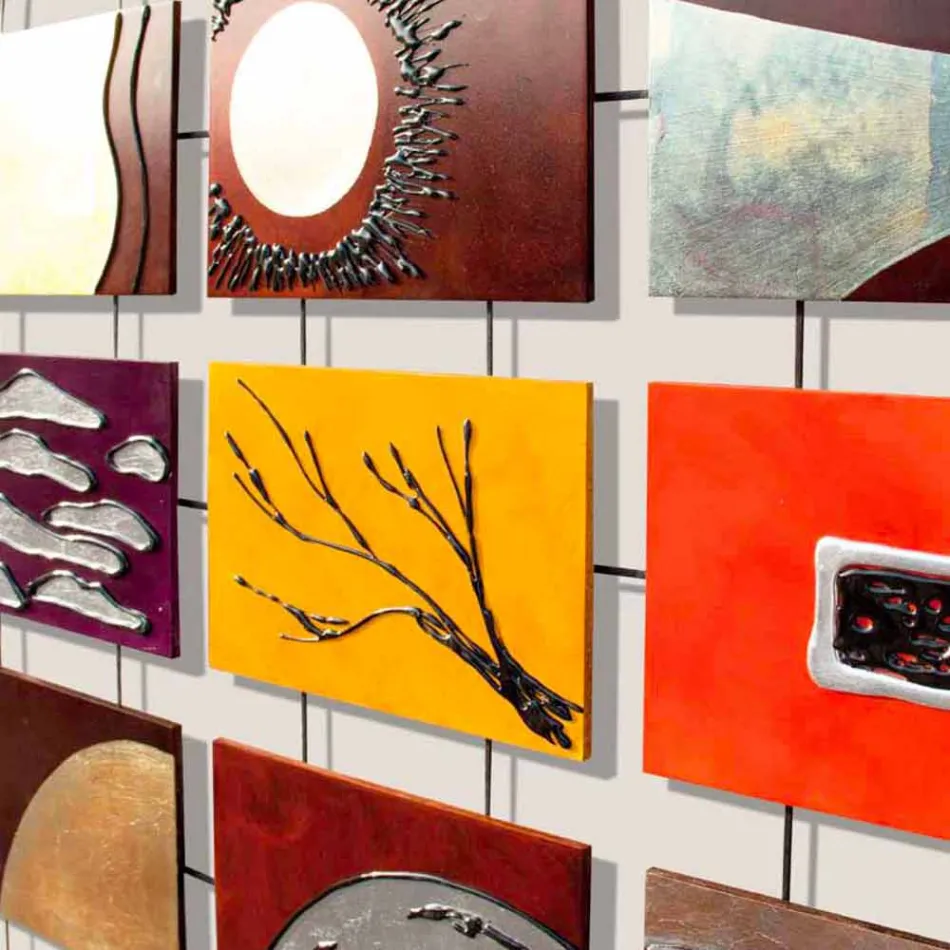 Moderní obraz s reliéfními panely zavěšenými na mřížkách Viadurini