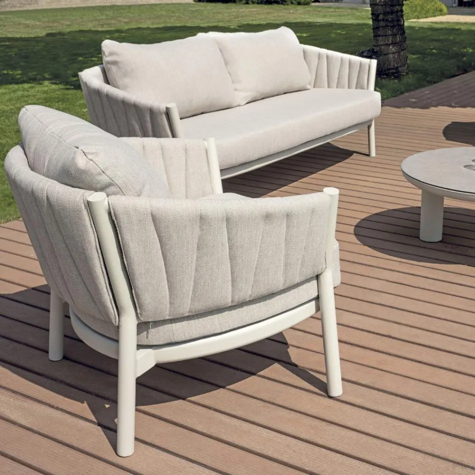 Obývací pokoj sestávající ze 2 křesel, 1 pohovky a 2 konferenčních stolků z hliníku - Fusion Viadurini