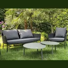 Obývací pokoj sestávající z pohovky, křesel a 2 hliníkových konferenčních stolků - Yuma Viadurini