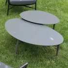 Obývací pokoj skládající se z pohovky, křesel a 2 hliníkových konferenčních stolků - Yuma Viadurini