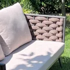 Venkovní obývací pokoj s pohovkou, křeslem a obdélníkovým konferenčním stolkem - Dandelium Viadurini