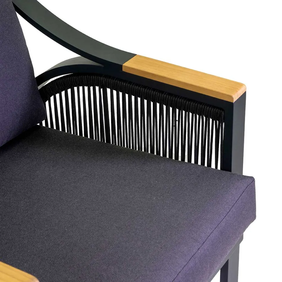 Obývací pokoj z hliníku s područkami z brazilského teaku - Deník Viadurini