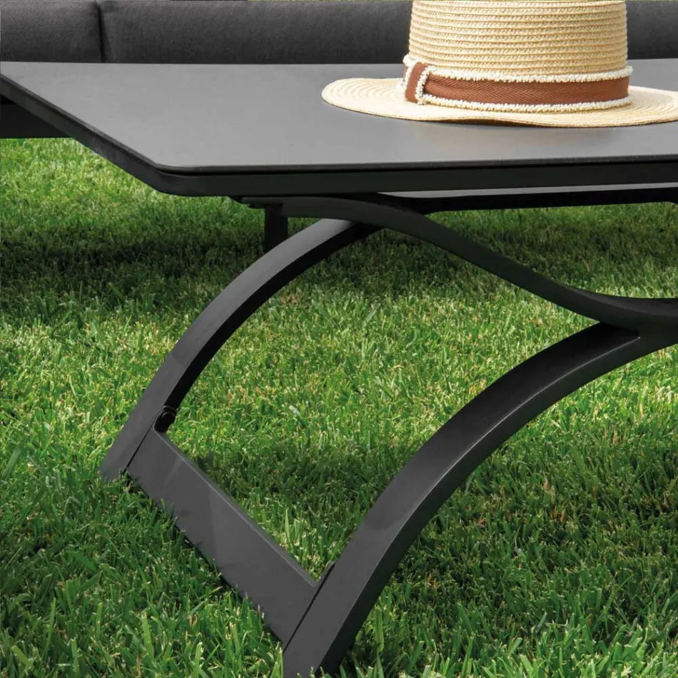 Obývací pokoj z hliníku s područkami z brazilského teaku - Deník Viadurini