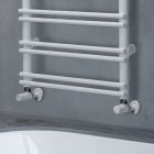 Ohřívač ručníků z uhlíkové oceli s hydraulickým systémem - Praline Viadurini