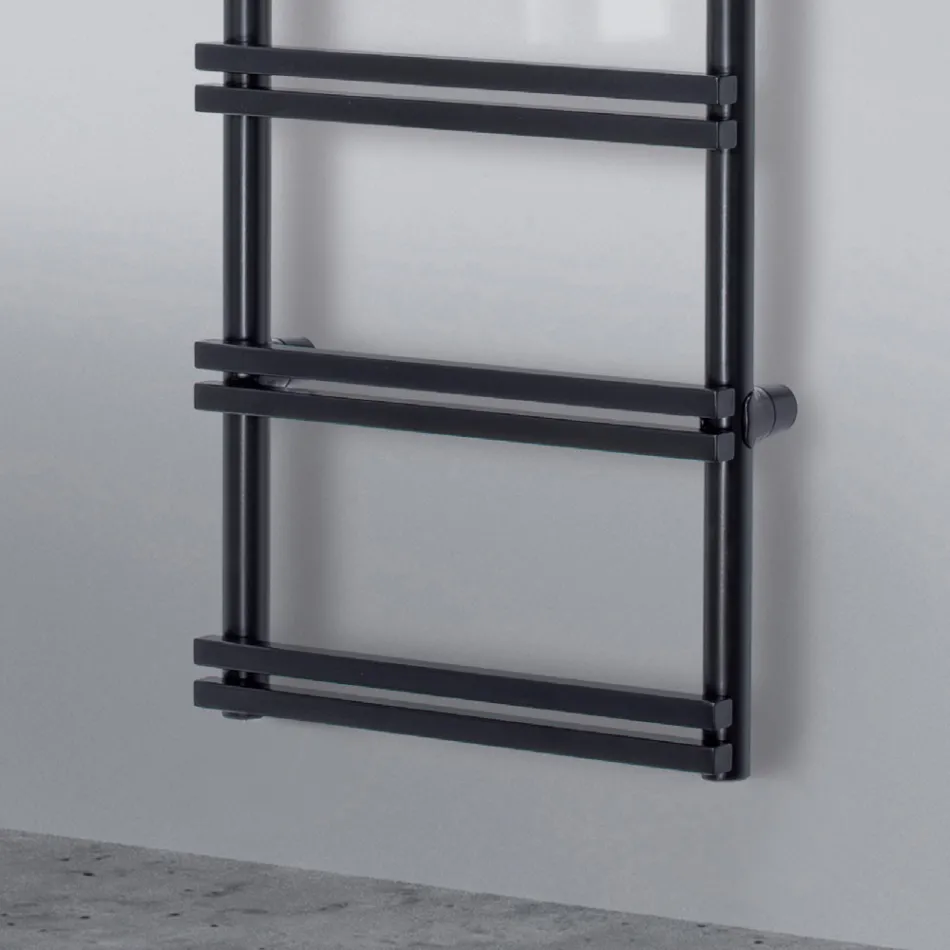 Elektrický ohřívač ručníků s vertikálními kolektory Made in Italy - Ginger Viadurini