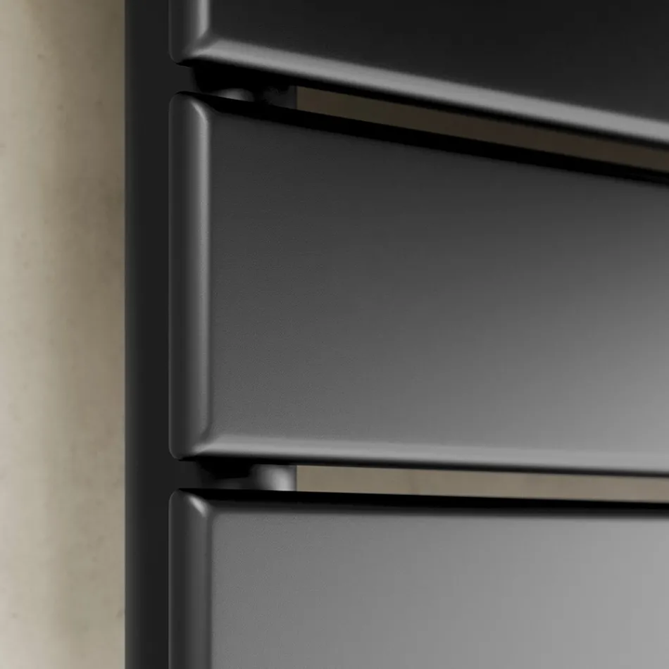 Hydraulický ohřívač ručníků z černé uhlíkové oceli Made in Italy - Carezza Viadurini