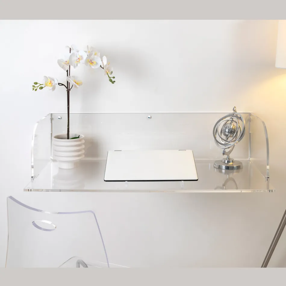 Nástěnný plexisklový stůl Otilia s minimalistickým designem vyrobený v Itálii Viadurini