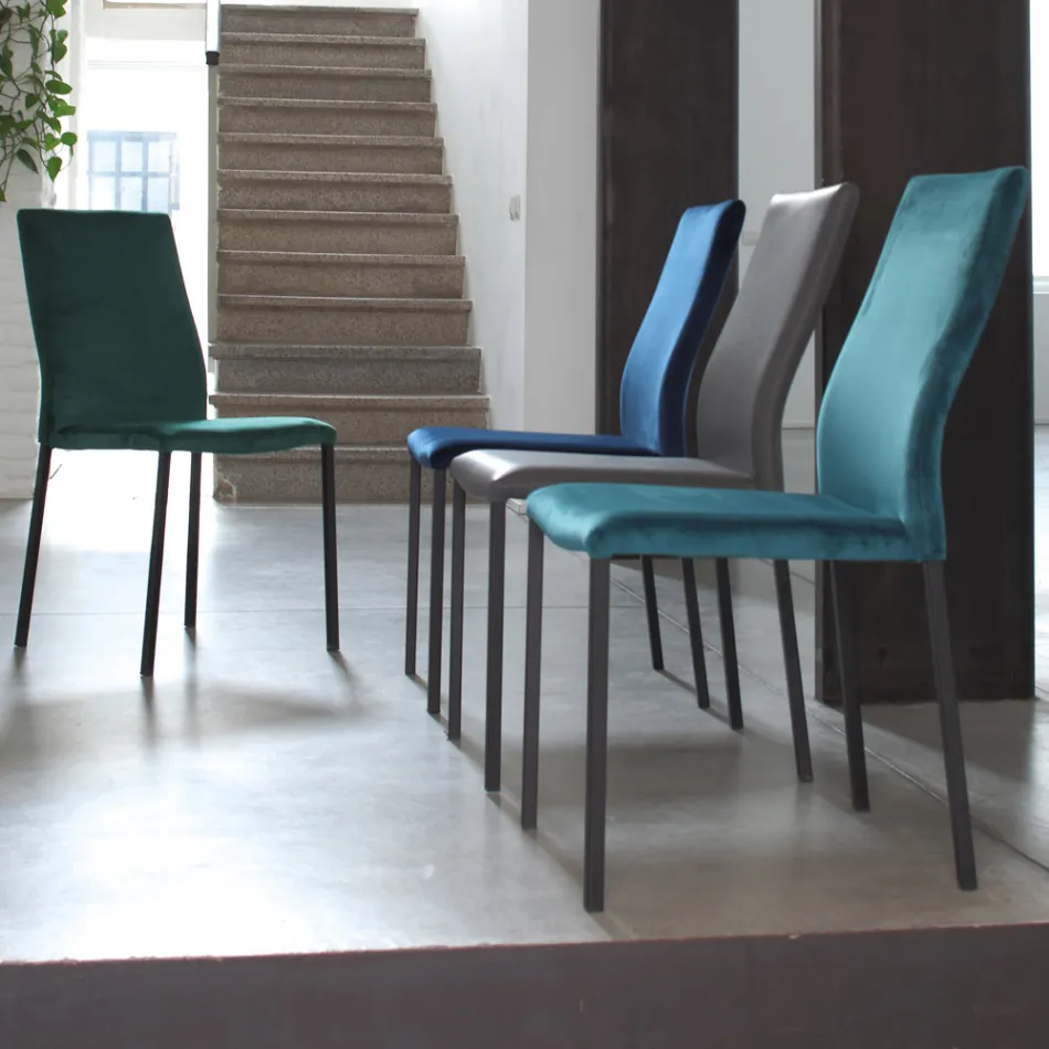 Kuchyňská židle s kovovými nohami a sametovým sedákem, 4 kusy - Darvina Viadurini