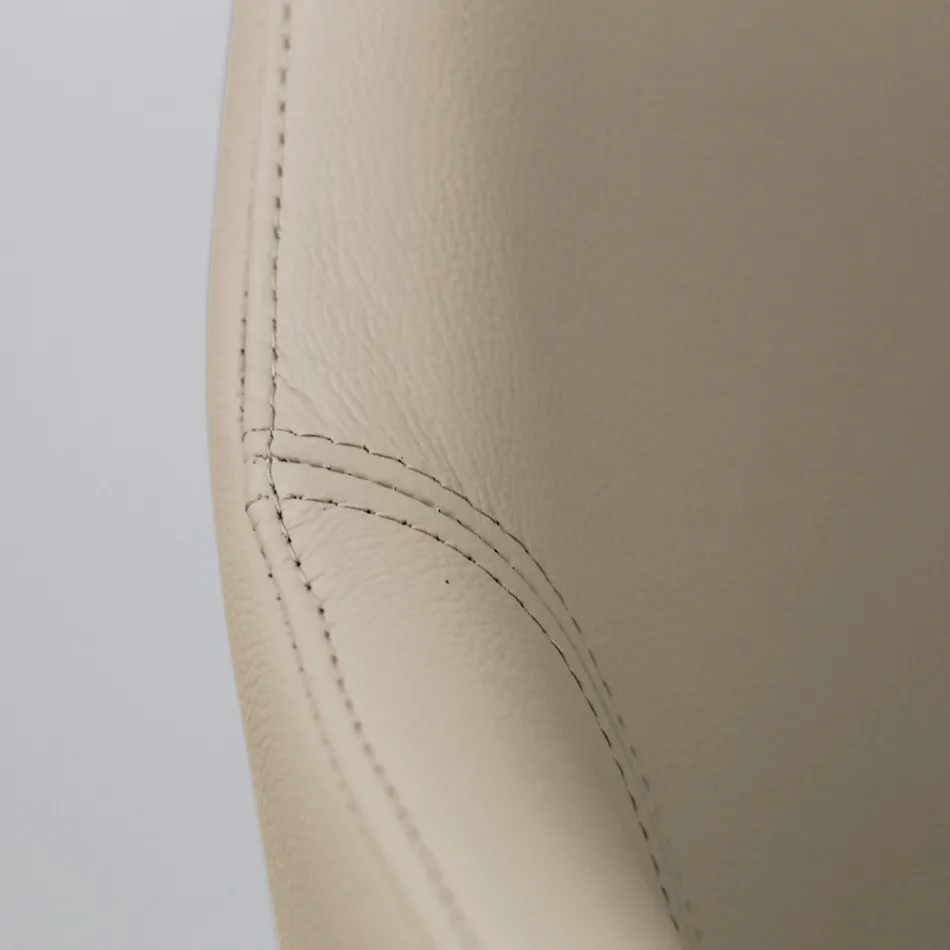 Jídelní židle s područkami v barvě ledové kůže Made in Italy - Lyanne Viadurini