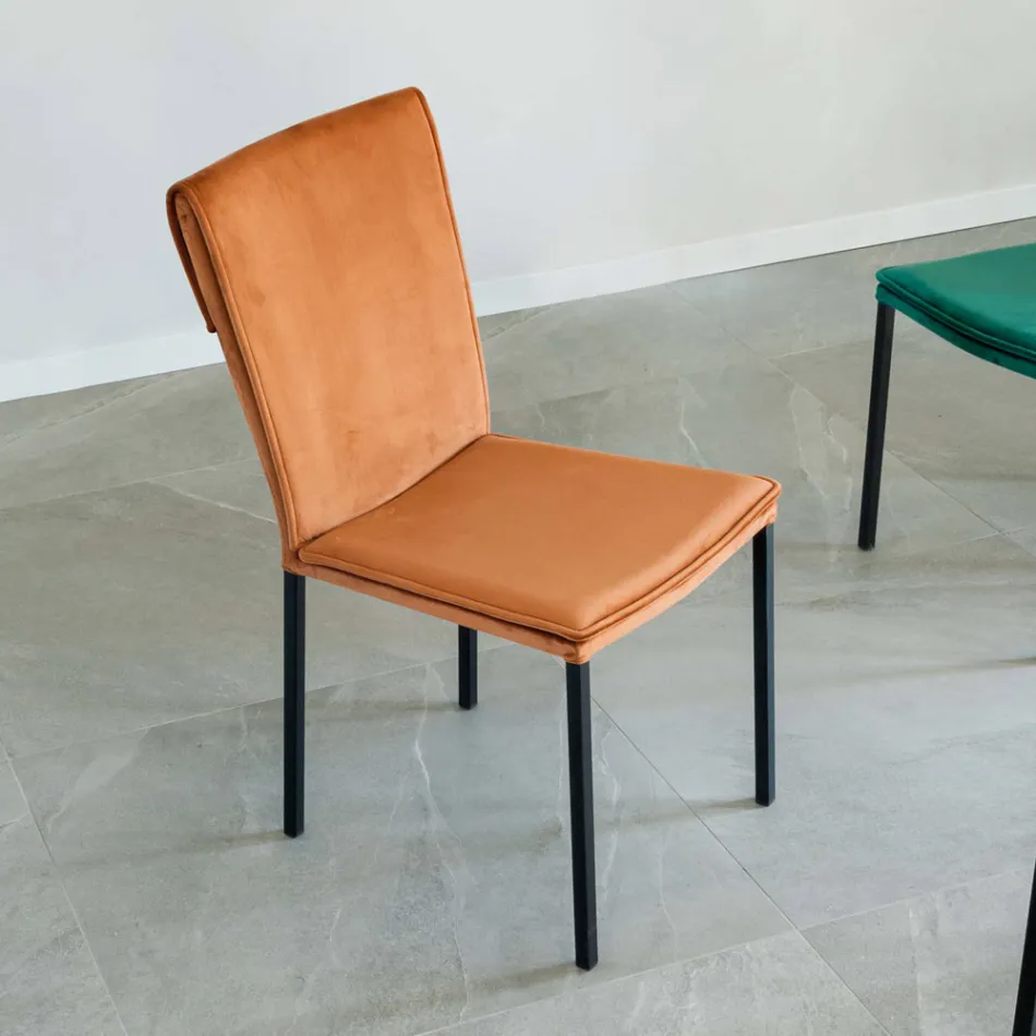 Židle do obývacího pokoje v sametové a černé struktuře odolné proti skvrnám - Haroon Viadurini