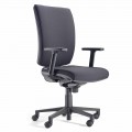 Ergonomická otočná kancelářská židle s područkami v černé látce - Macrino