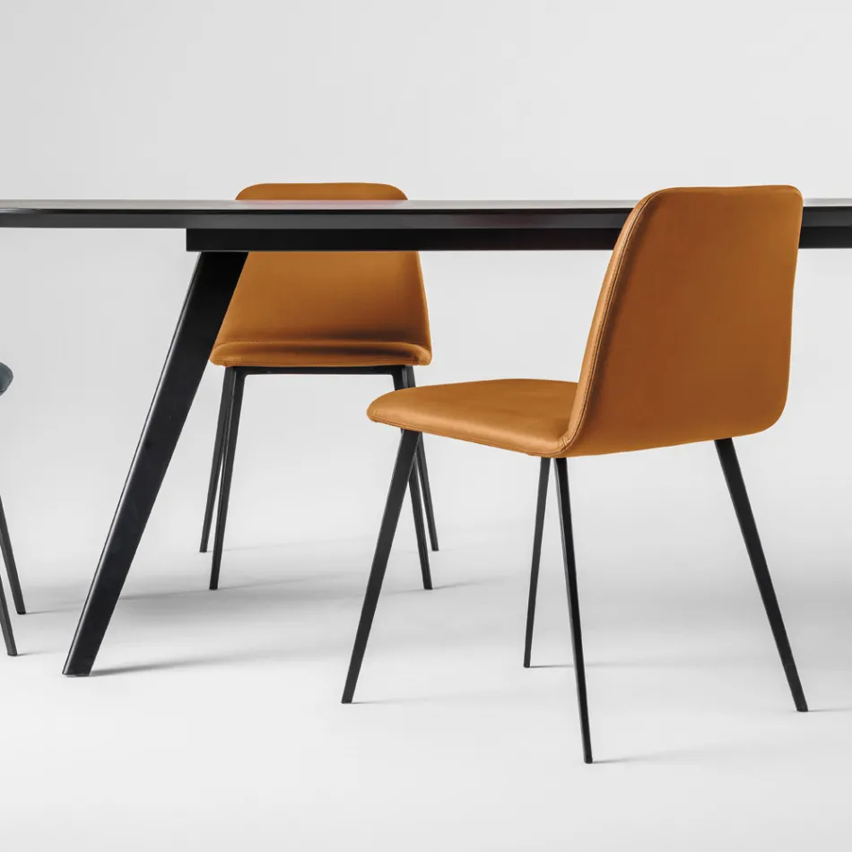 Luxusní kožená židle s kovovými nohami Made in Italy, 2 kusy - Molde Viadurini