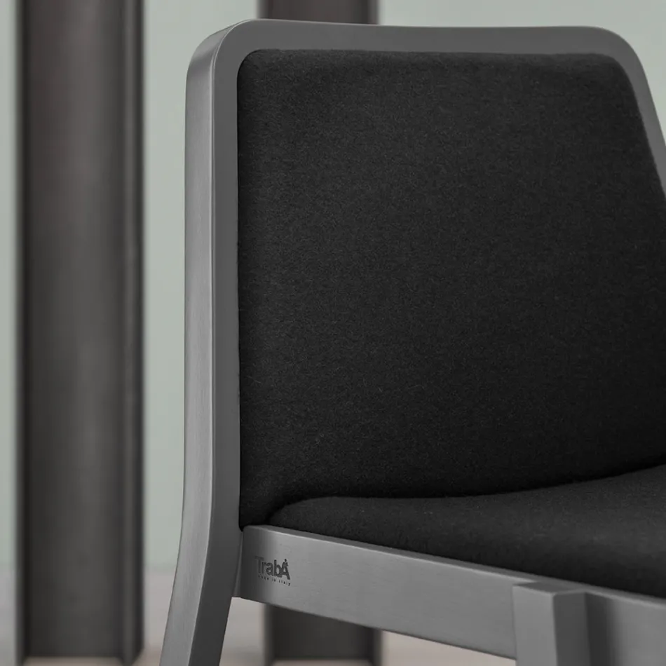 Stohovatelná dřevěná židle se sametovým sedákem Made in Italy, 2 kusy - Lipsko Viadurini