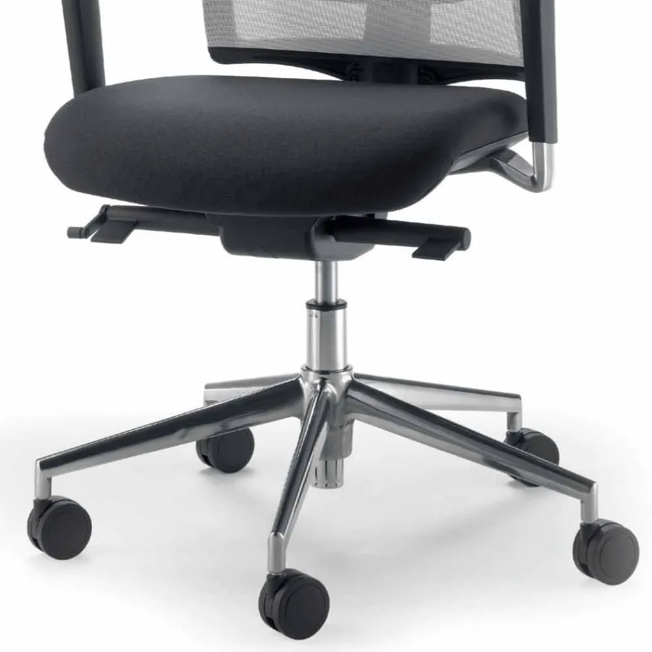 Mina semi-orientální a operační koženková židle vyrobená v Itálii Viadurini