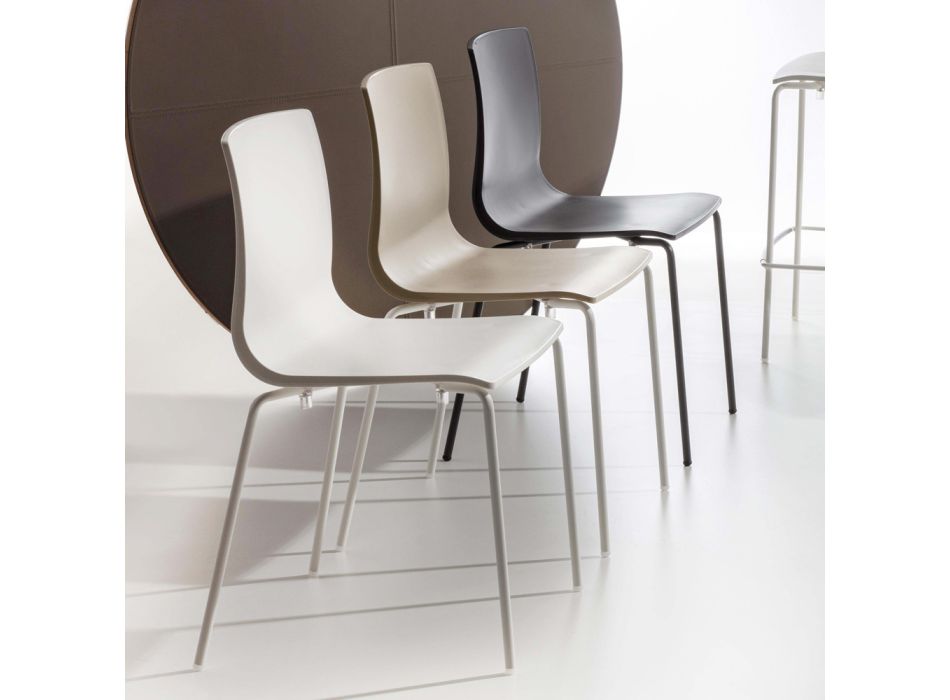 Jídelní židle z polypropylenu s kovovou základnou, 4 kusy - Alina Viadurini