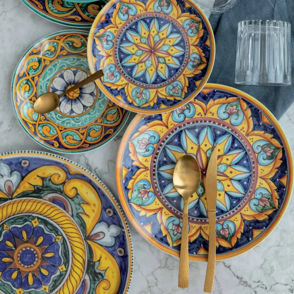 Sada příborů ze želatinové saténové zlaté oceli 24 kusů - skála Viadurini