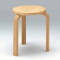 Nízko stohovatelná stolička z přírodního bukového dřeva vyrobeného v Itálii - Cassiopea