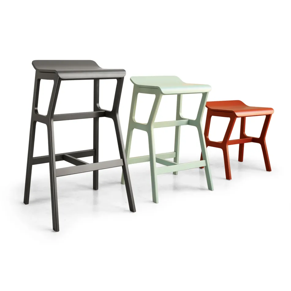 Taburet s masivní bukovou konstrukcí Made in Italy - Regensburg Viadurini