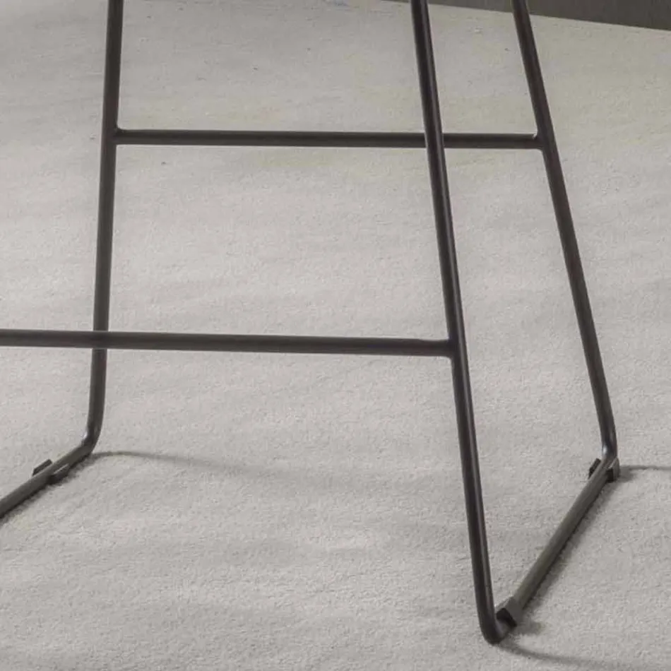 Moderní designová stolička s malovanými kovovými saněmi - Ines Viadurini