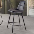 Pevná stolička H 65 cm, struktura se 4 kovovými nohami - palce