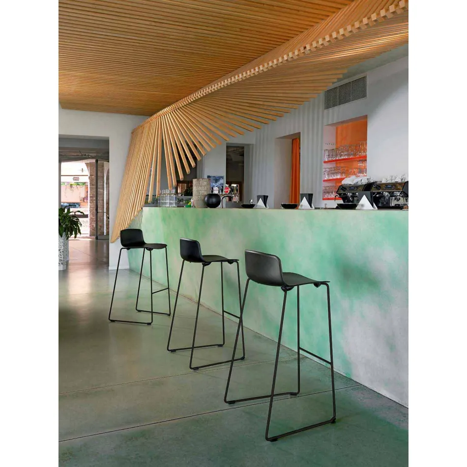 Stohovatelná stolička z kovu a polypropylenu Vyrobeno v Itálii, 2 kusy - Charla Viadurini