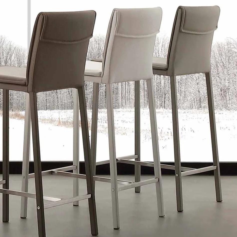 Stolička z kovu a oceli a moderní ekologická kůže vyrobená v Itálii Prato Viadurini