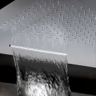 Čtvercová sprchová hlavice z nerezové oceli s dvojitým paprskem vyrobená v Itálii - Nello Viadurini