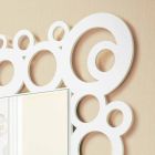 Bílé moderní nástěnné zrcadlo s dřevěnými dekoracemi - bublina Viadurini