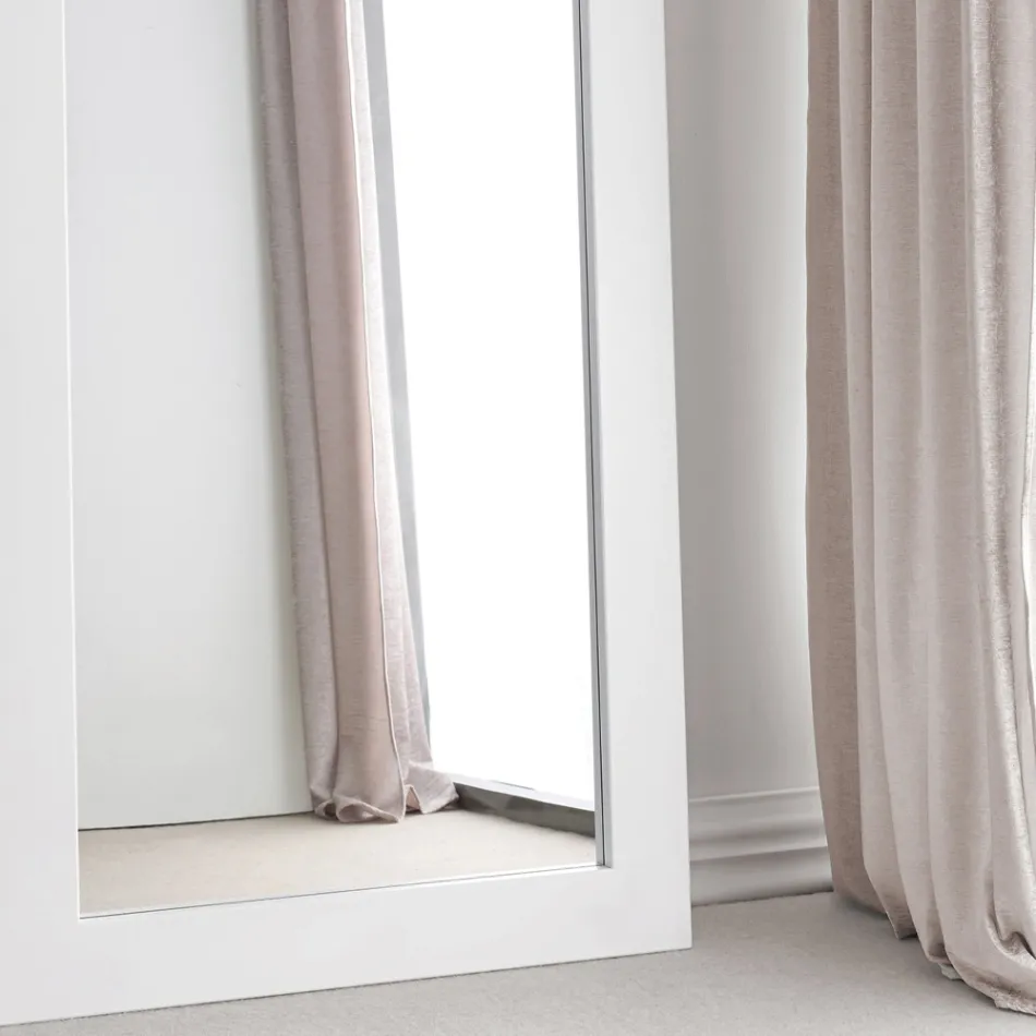 Zrcadlo s rámem v různých povrchových úpravách Made in Italy - Belenus Viadurini