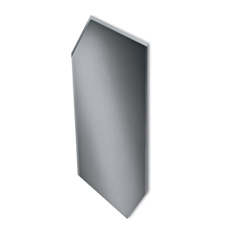 Tvarované nástěnné zrcadlo s broušenými okraji, vyrobené v Itálii - Vítejte Viadurini