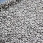 Velký a moderní design lemovaný vlněný koberec černý nebo krémový - Jacqueline Viadurini