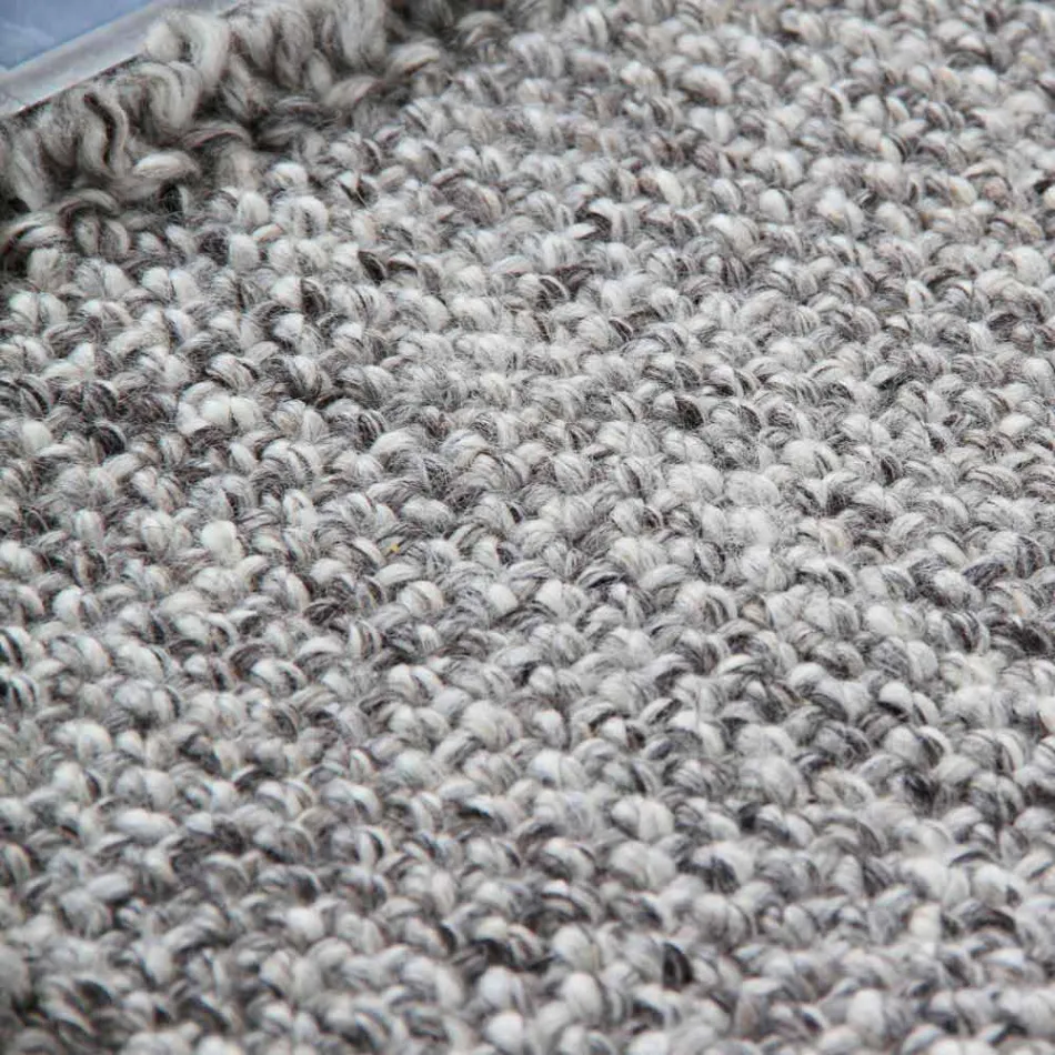 Velký a moderní design lemovaný vlněný koberec černý nebo krémový - Jacqueline Viadurini