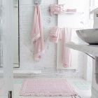Koupelnový kobereček z bavlny a lnu s krajkou Poema 2 barvy - Cuorotto Viadurini