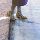 Ručně vyráběný koberec do obývacího pokoje z vysoce kvalitní viskózy tkaný v Indii - kapota Viadurini