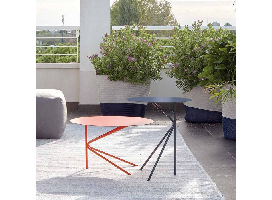 Vysoce kvalitní barevný kovový konferenční stolek vyrobený v Itálii - Olesya Viadurini