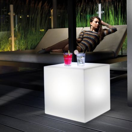 Světlý venkovní konferenční stolek z bílého polyetylenu Vyrobeno v Itálii - Derti Viadurini