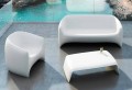 Zahradní konferenční stolek z polyethylenu Blow Vondom, moderní design