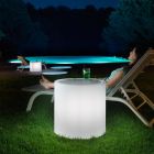 Světlý zahradní konferenční stolek z bílého polyetylenu Vyrobeno v Itálii - Derti Viadurini