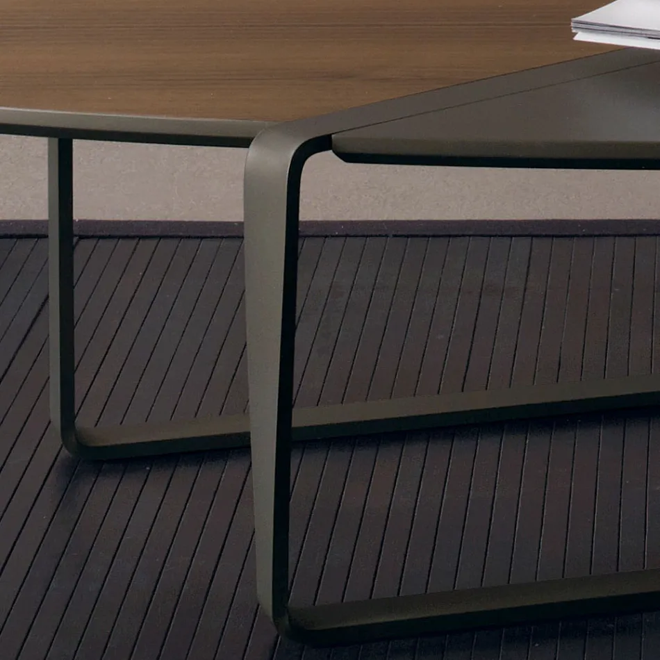 Oválný konferenční stolek z kovu a dvoubarevné dřevěné desky - Comacchio Viadurini