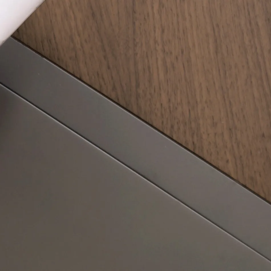 Oválný konferenční stolek z kovu a dvoubarevné dřevěné desky - Comacchio Viadurini