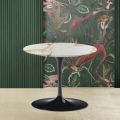 Konferenční stolek Eero Saarinen H 39 se zlatou deskou z mramoru Calacatta Made in Italy – Scarlet