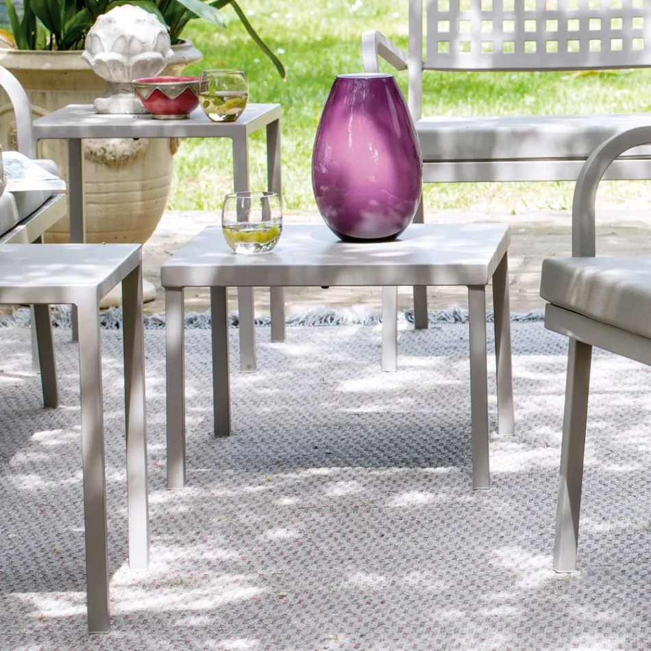 Stohovatelný zahradní konferenční stolek z pozinkované oceli Made in Italy - Aberdeen Viadurini