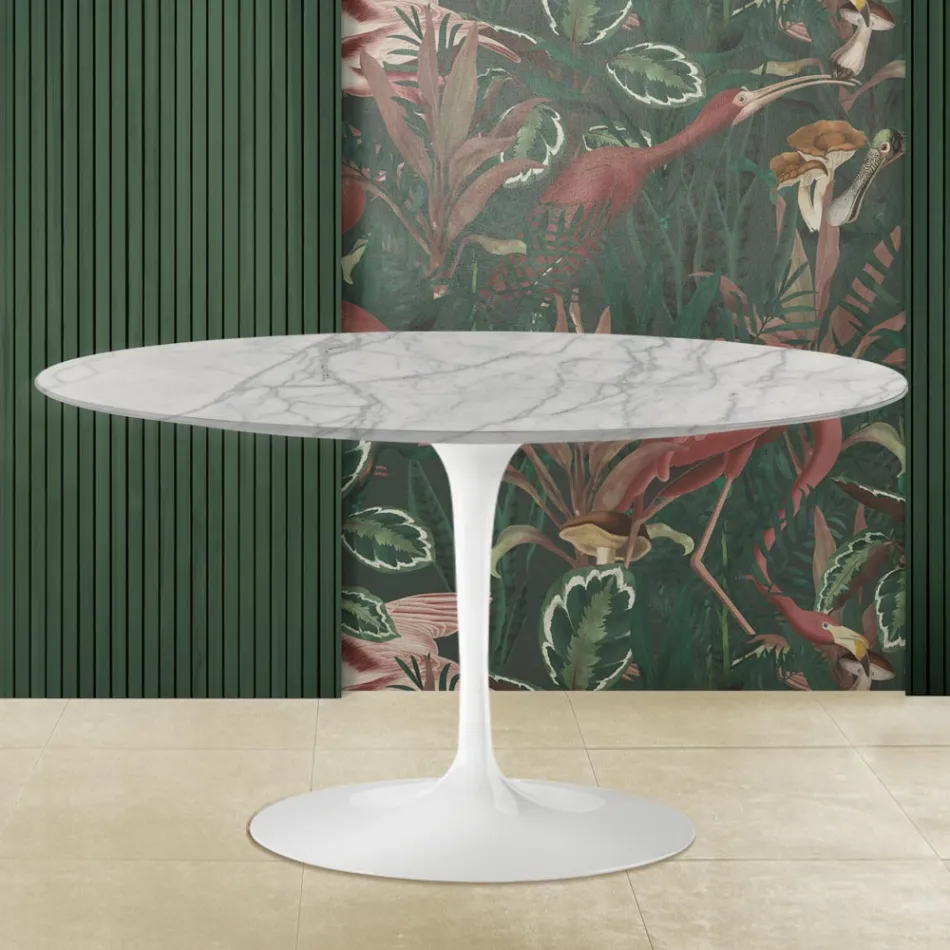Tulipánový konferenční stolek Eero Saarinen H 41 s oválnou deskou z Carrara Statuarietto Marble Viadurini