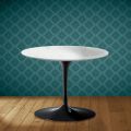Konferenční stolek Eero Saarinen Tulip H 41 v keramice Salina, vyrobeno v Itálii - Scarlet