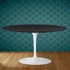 Konferenční stolek Eero Saarinen Tulip H 41 Oval v keramice Domoos - Scarlet Viadurini