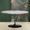 Konferenční stolek Tulip Saarinen H 41 s arabskou mramorovou deskou Made in Italy - Scarlet